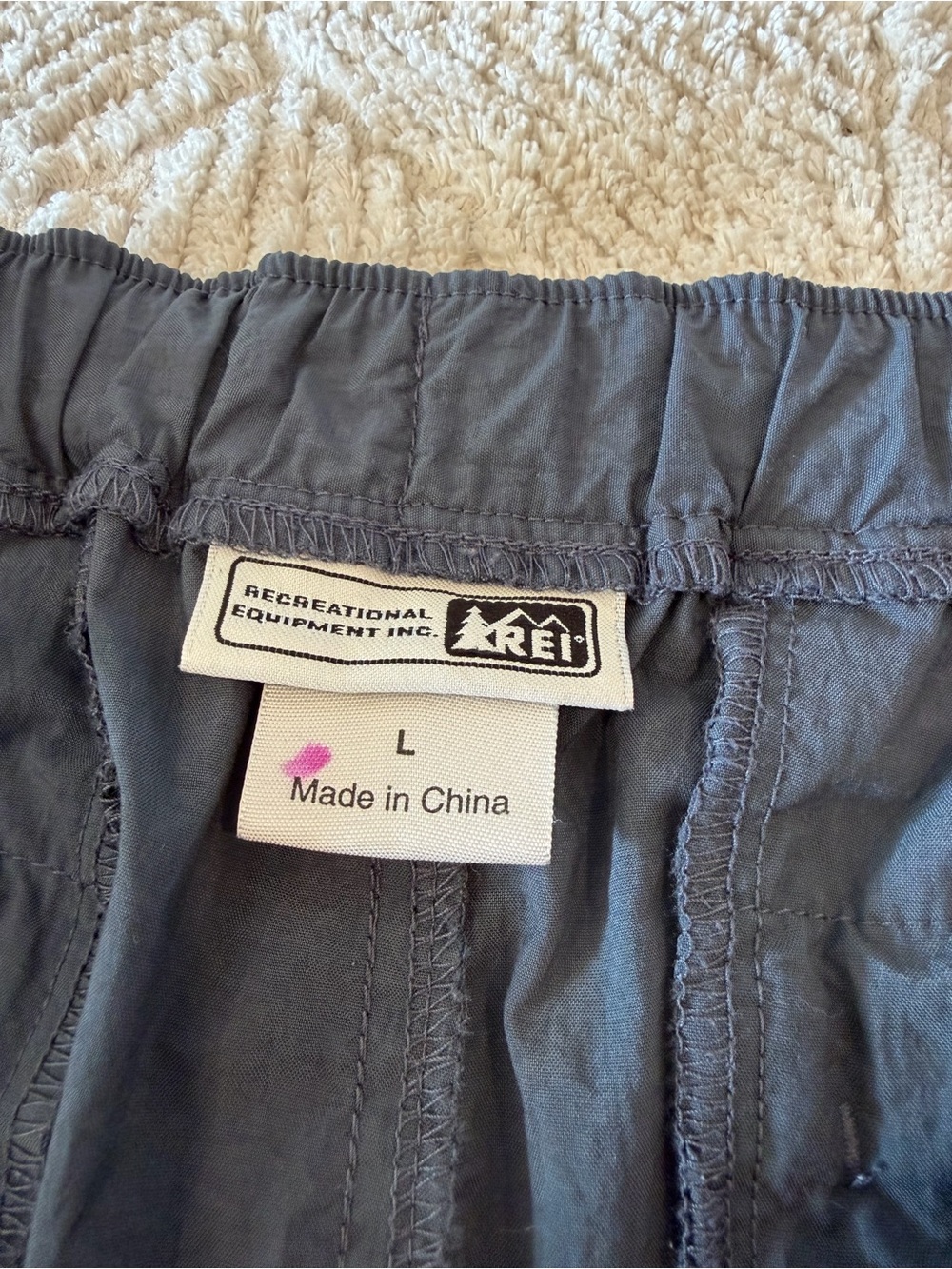 REI Men’s Gray Nylon Cargo Shorts Size L Adjustable Waist Outdoor Hiking Utility - Picture 5 of 6